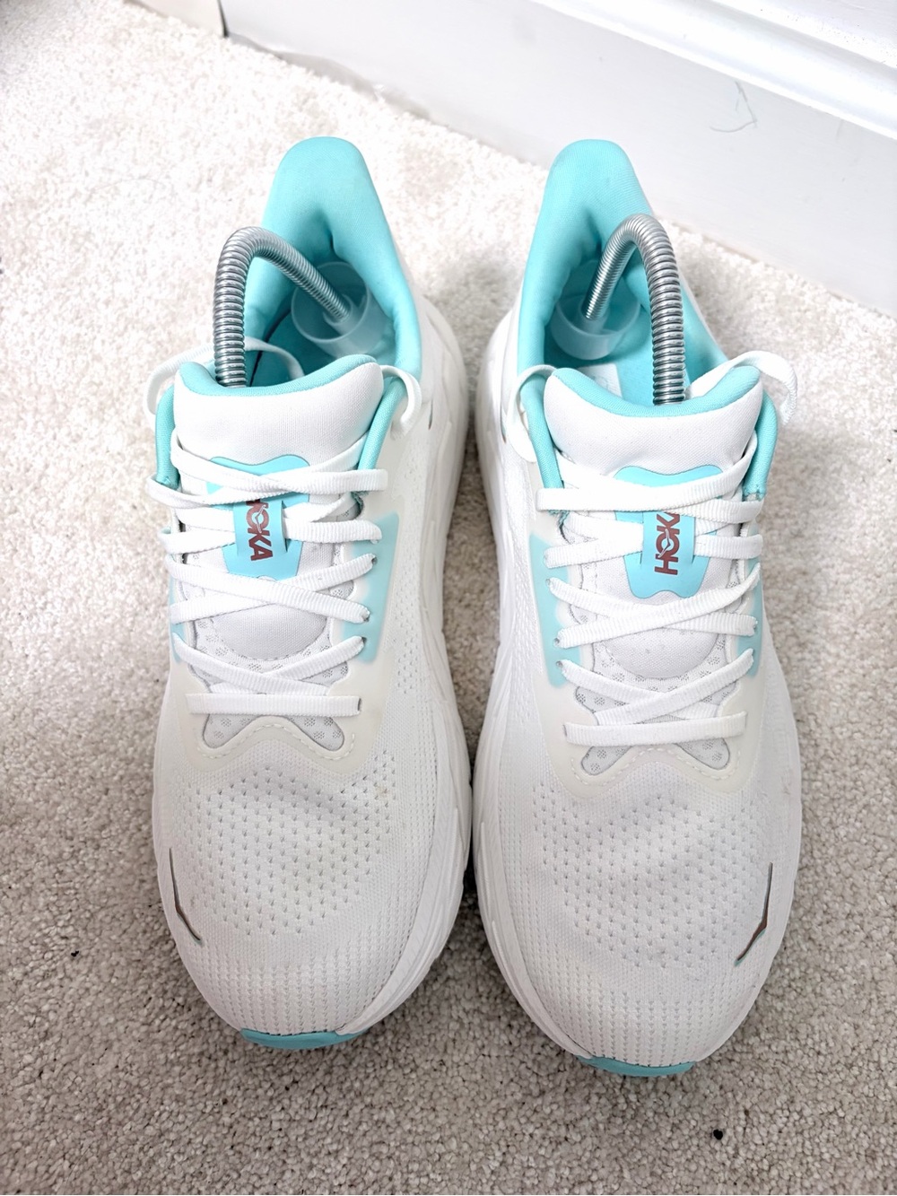 HOKA ONE ONE Arahi 7 Women's Running Shoes - White / Aqua / Rose Gold - Size 9.5 - Picture 7 of 8